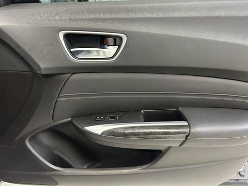 Used 2018 Acura TLX V6 SH-AWD w/ Advance Package image 25