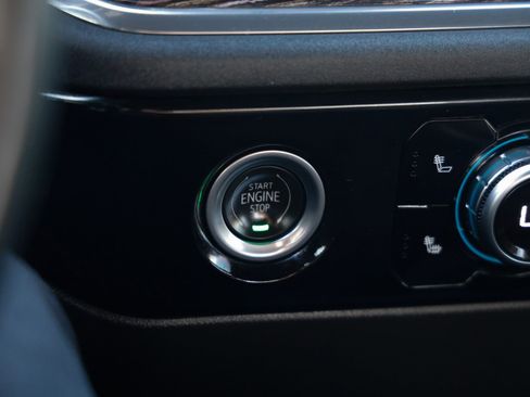 Used 2023 GMC Sierra 1500 Elevation w/ LPO, Elevation Black Package image 33