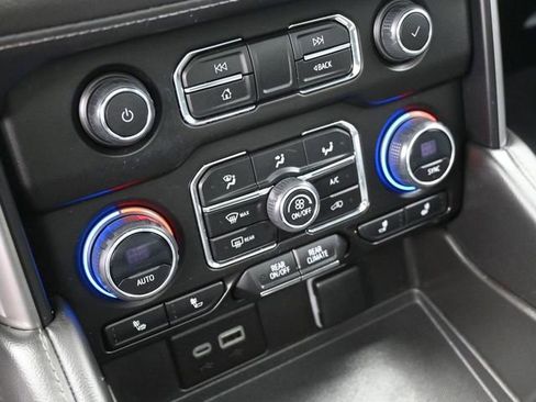 Used 2023 Chevrolet Tahoe LT w/ LT Signature Plus Package image 35