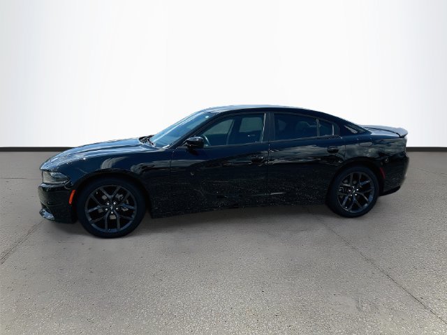 Used 2023 Dodge Charger SXT w/ Blacktop Package RWD image 4