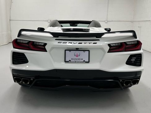 Used 2023 Chevrolet Corvette Stingray Premium Conv w/ Z51 Performance Package image 7