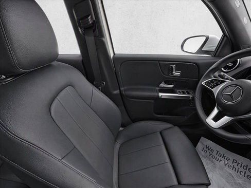Used 2026 Mercedes-Benz GLB 250 image 21