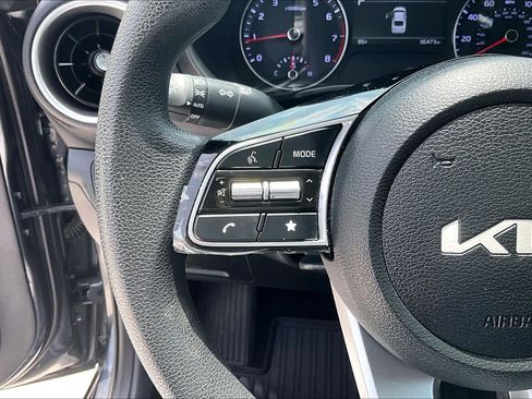 Used 2024 Kia Forte LXS FWD image 22