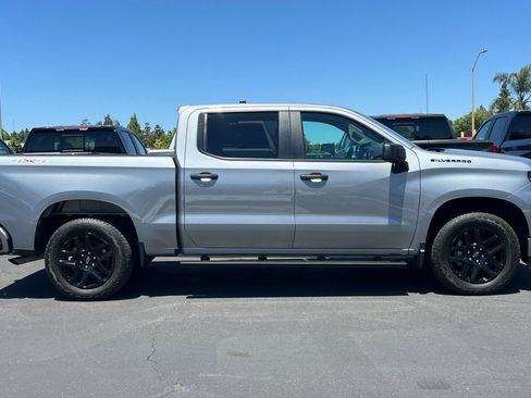 Used 2023 Chevrolet Silverado 1500 Custom w/ LPO, Dark Essentials Package AWD/4WD image 4