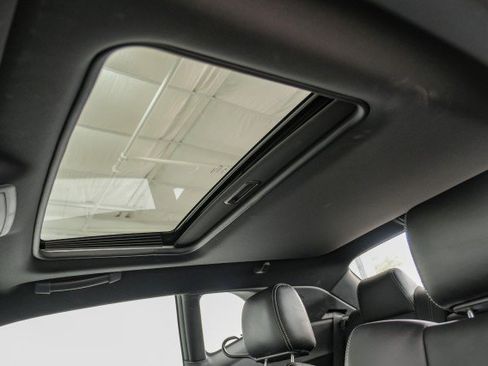 Used 2008 Dodge Challenger SRT8 image 22