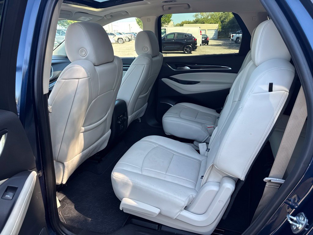 Used 2024 Buick Enclave Essence w/ Experience Buick Package FWD image 17