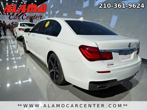 Used 2015 BMW 750Li 750Li M PKG. image 3