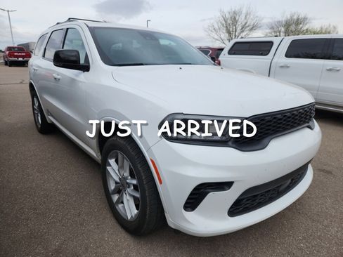 Used 2024 Dodge Durango GT image 1