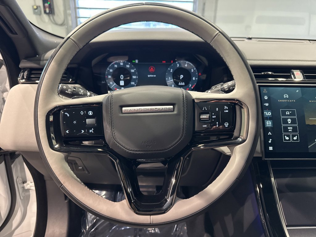 Used 2026 Land Rover Range Rover Velar Dynamic SE AWD/4WD image 10
