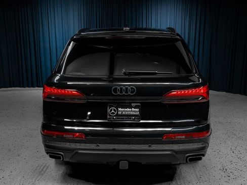 Used 2025 Audi Q7 3.0T Prestige AWD/4WD image 9