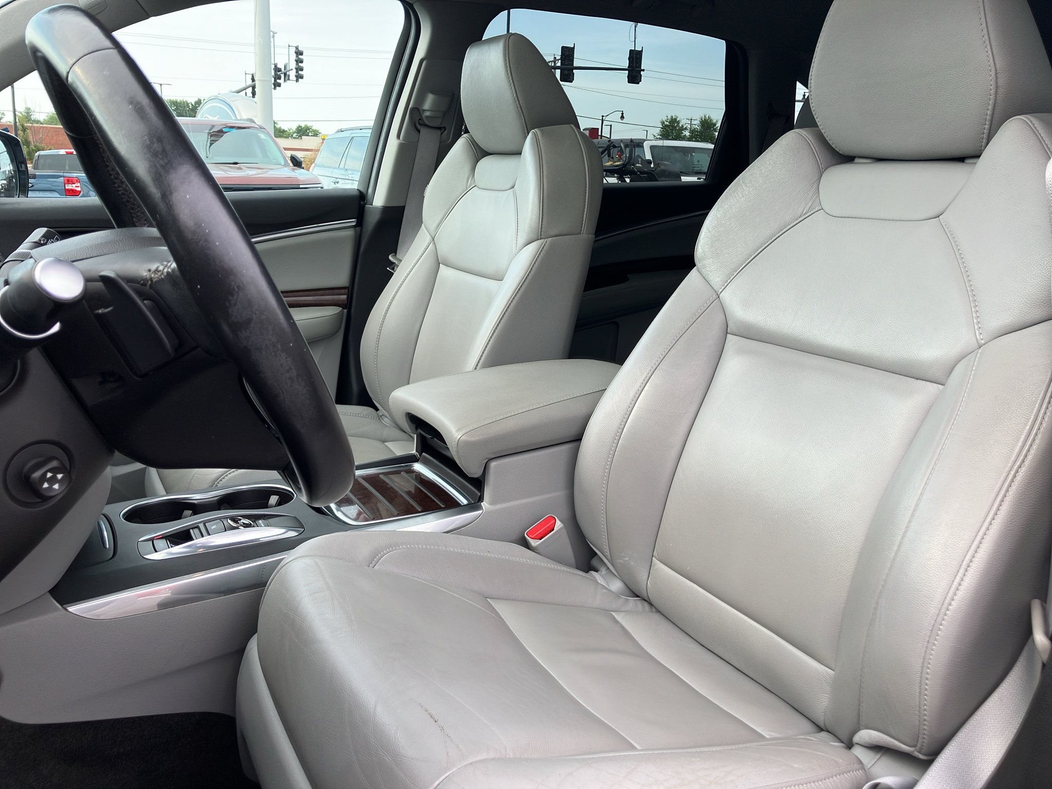 Used 2017 Acura MDX SH-AWD image 30