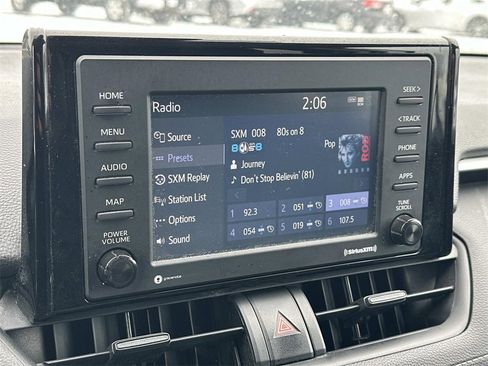 Used 2021 Toyota RAV4 LE image 27