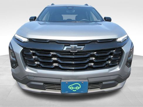 Certified 2025 Chevrolet Equinox LT w/ Convenience Package II FWD image 8