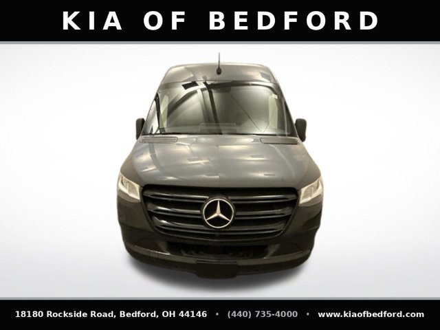 Used 2020 Mercedes-Benz Sprinter 2500 image 2