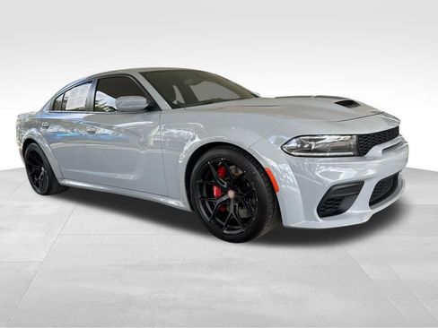 Used 2022 Dodge Charger SRT Hellcat image 2