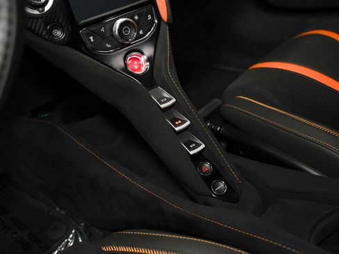 Used 2019 McLaren 720S Performance image 46