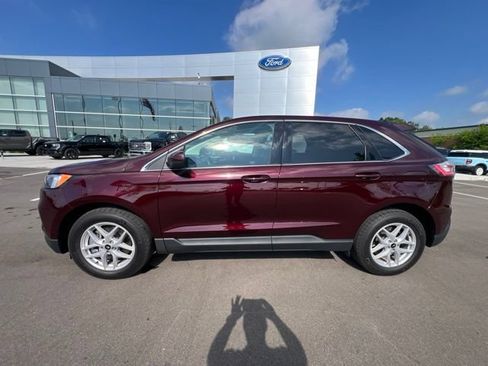 Used 2024 Ford Edge SEL AWD/4WD image 8