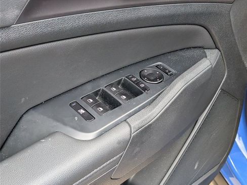 Used 2026 Kia Sportage EX FWD image 40