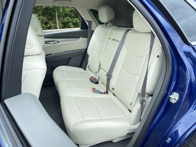 Certified 2024 Cadillac XT5 Premium Luxury AWD/4WD image 26