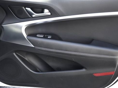 Used 2026 Genesis G70 2.5T RWD image 33
