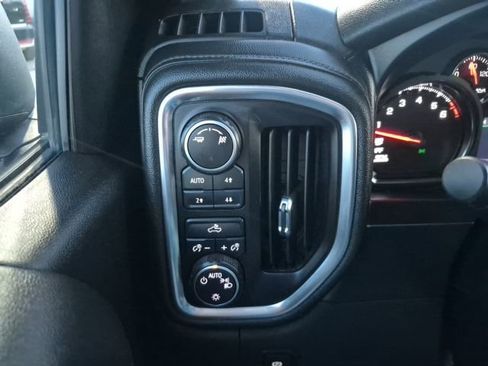 Used 2019 Chevrolet Silverado 1500 LT image 31