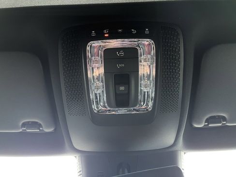 Used 2025 Mercedes-Benz GLA 250 4MATIC image 24