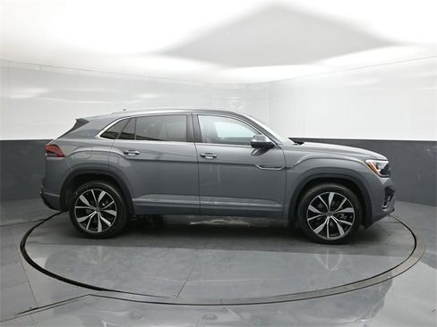 New 2026 Volkswagen Atlas Cross Sport SEL Premium R-Line image 26