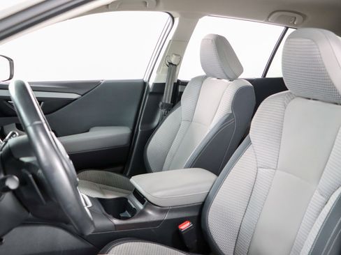 Used 2024 Subaru Outback Premium image 23