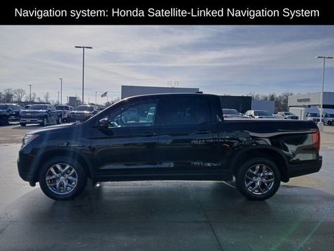 Used 2019 Honda Ridgeline Black Edition image 2
