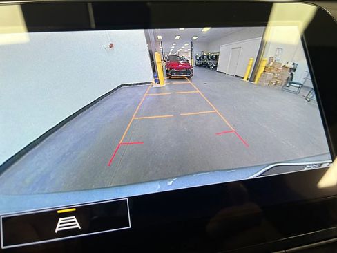 Used 2024 Chevrolet Equinox Premier w/ LPO, Floor Liner Package image 22