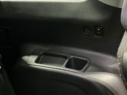 Used 2023 GMC Acadia AT4 w/ Technology Package image 42