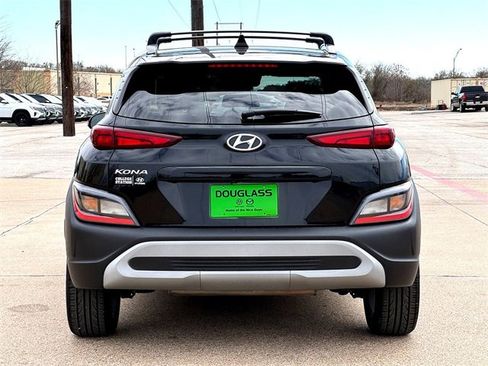 Used 2022 Hyundai Kona SEL w/ Cargo Package image 7