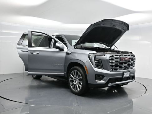 Used 2025 GMC Yukon Denali image 53