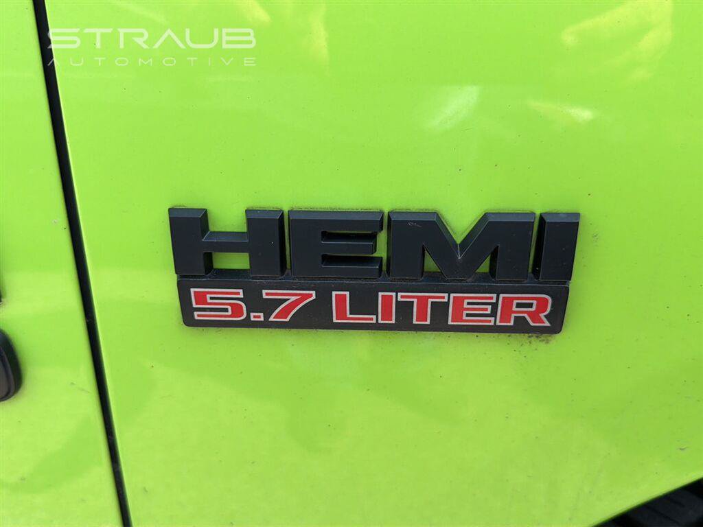 Used 2017 RAM 1500 Sport w/ Sublime Green Sport Package AWD/4WD image 6