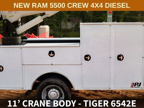 New 2025 RAM 5500 Tradesman AWD/4WD image 12