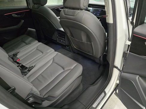 Used 2025 Audi Q7 3.0T Premium Plus image 33