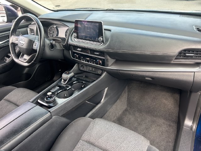 Used 2025 Nissan Rogue SV AWD/4WD image 34