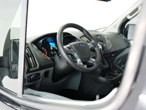 Used 2017 Ford Transit 250 148 High Roof RWD image 6