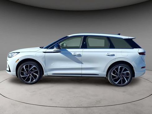 Certified 2024 Lincoln Corsair Grand Touring w/ Equipment Group 301A AWD/4WD image 2