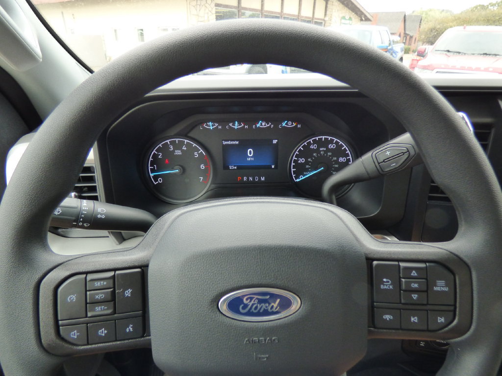 New 2026 Ford F350 XLT w/ FX4 Off-Road Package AWD/4WD image 22