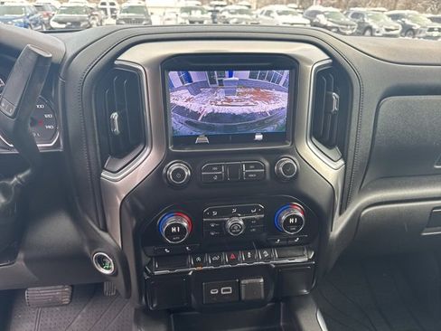 Used 2019 Chevrolet Silverado 1500 RST image 15