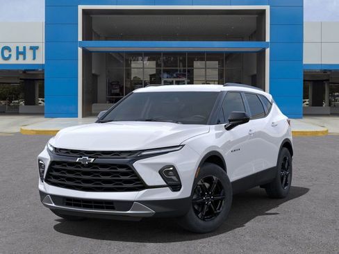 New 2025 Chevrolet Blazer LT w/ Midnight/Sport Edition image 6