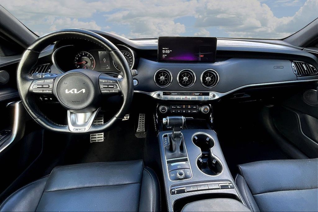 Used 2023 Kia Stinger GT-Line w/ Sun & Sound Package AWD/4WD image 7