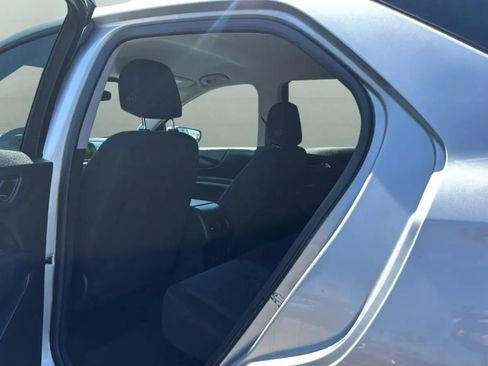 Used 2022 Chevrolet Equinox LT FWD image 45