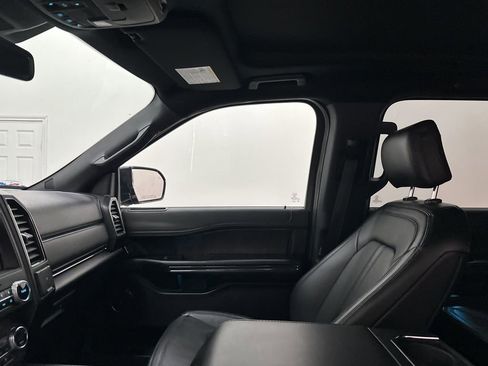 Used 2020 Ford Expedition Limited w/ Special Edition Package image 32
