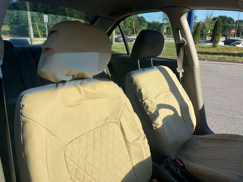 Used 2004 Nissan Sentra S w/ Road Trip Pkg FWD image 15
