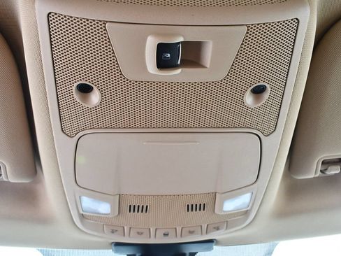 Used 2015 Ford F150 Lariat w/ Equipment Group 502A Luxury AWD/4WD image 34