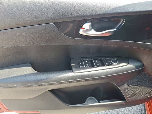 Used 2023 Kia Forte GT-Line w/ GT-Line Premium Package image 13