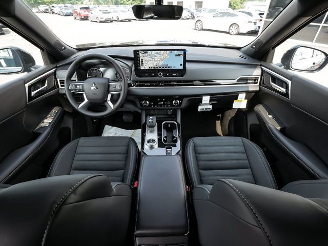 New 2026 Mitsubishi Outlander LE AWD/4WD image 41