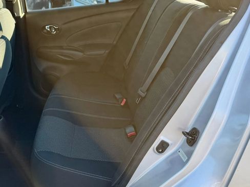 Used 2017 Nissan Versa SV image 8